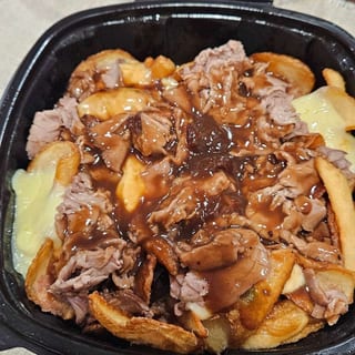 Beef On Weck Poutine